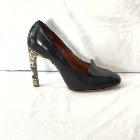 Dries Van Noten Shoes - Dries Van Noten leather pump with snakeskin heel